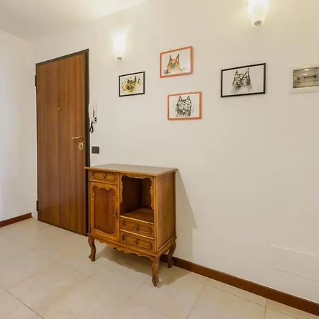 Santa Croce's Vintage By Mmega *